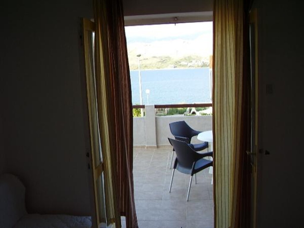 Image 3811959 - 6