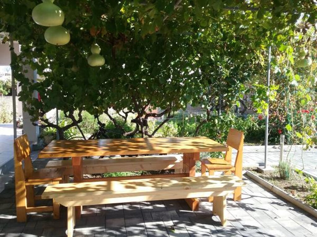 Image 3813712 - 8