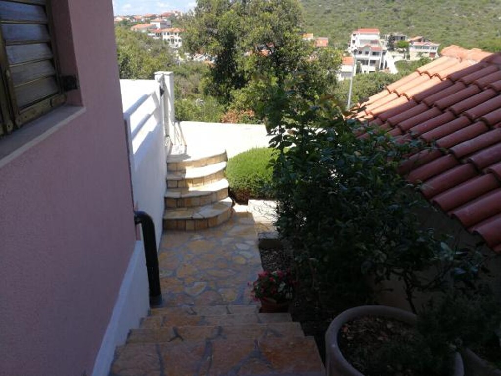 Image 3812308 - 15