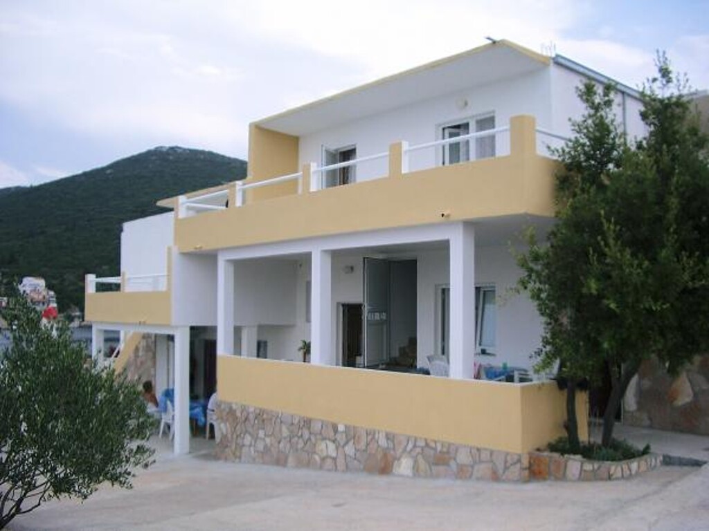 Image 3813125 - 1