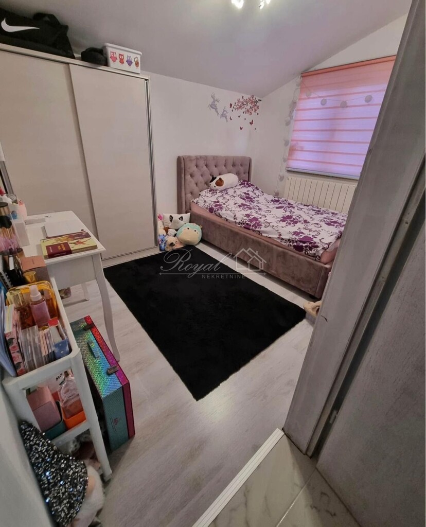Image 10