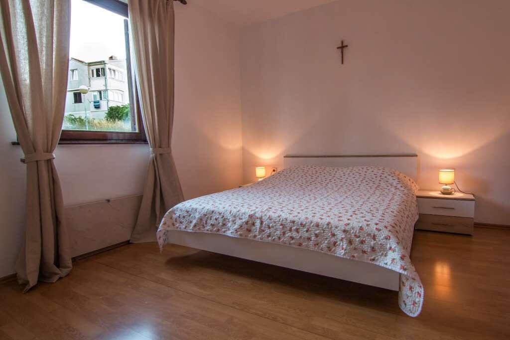 Image 3815169 - 18