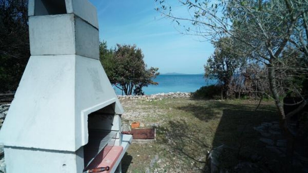 Image 3823651 - 19