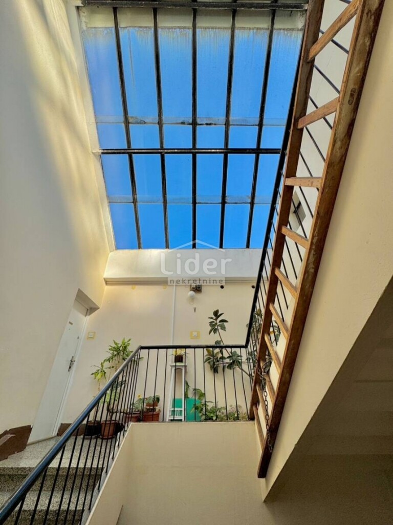 Image 9
