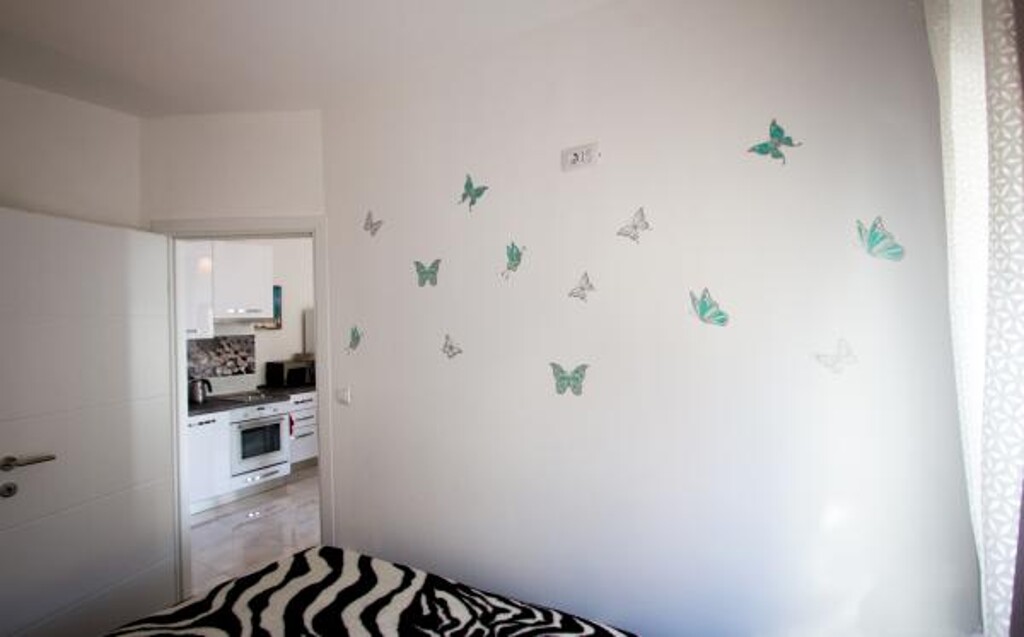 Image 3813952 - 18