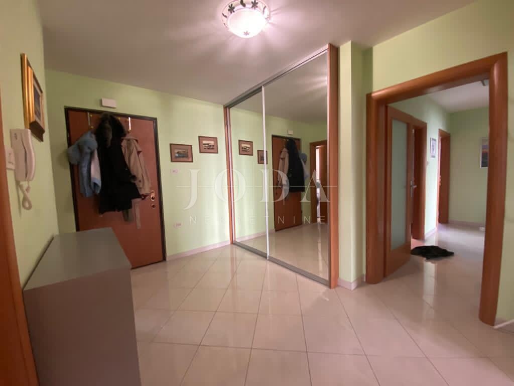 Image 23