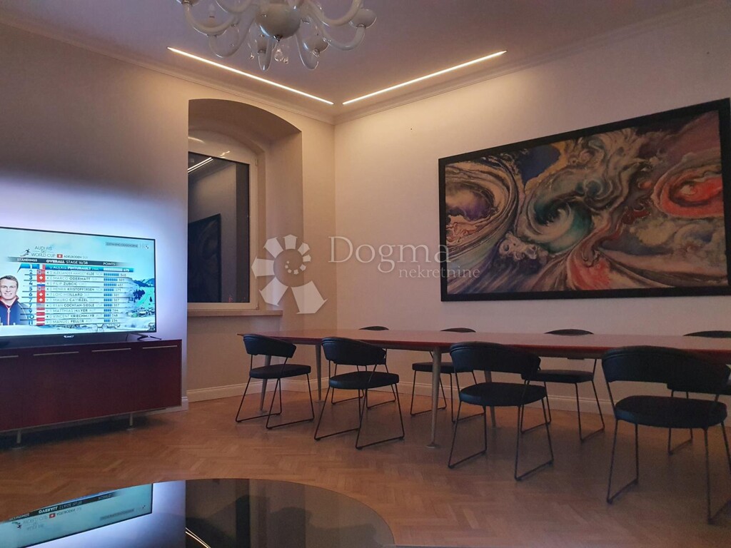 Image 4843022 - 4