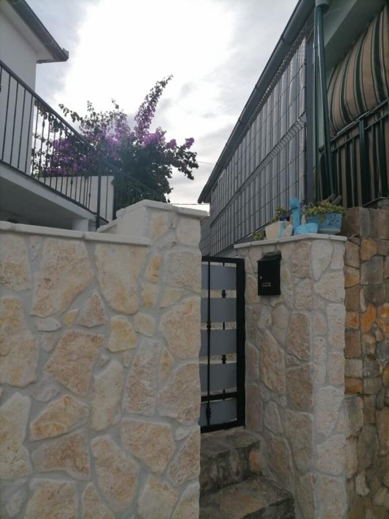 Image 3812018 - 3