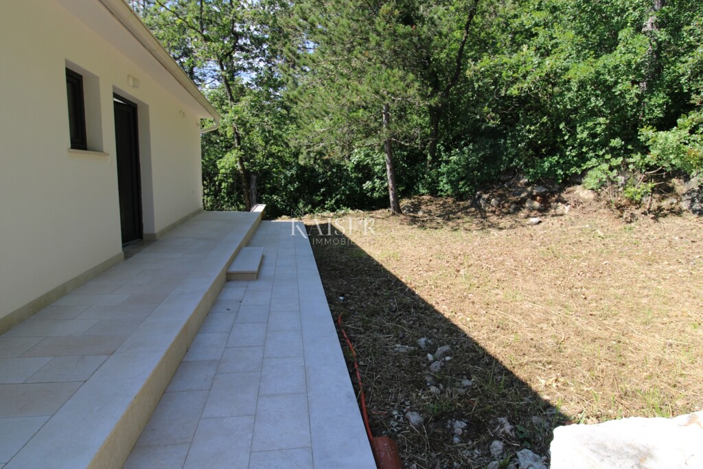 Image 6102680 - 17