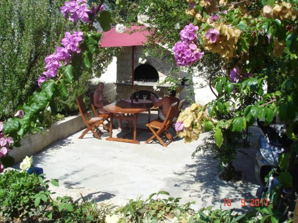 Image 3811096 - 9