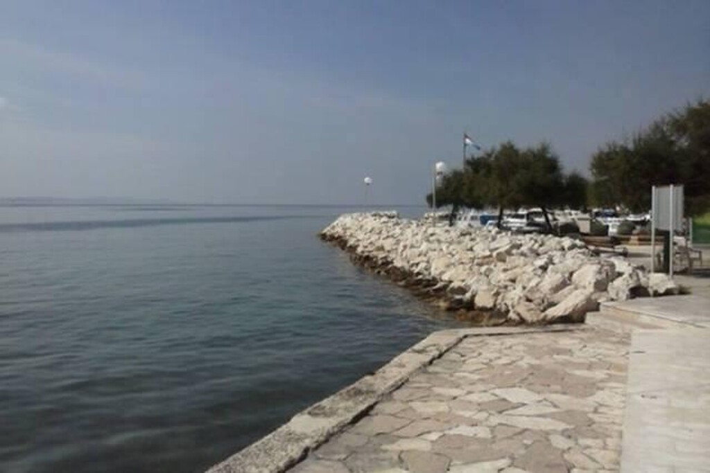 Image 3812679 - 3