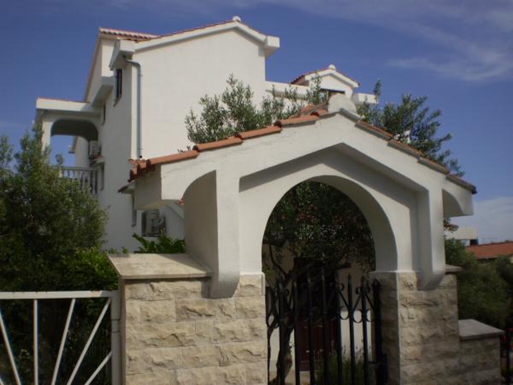 Image 3813694 - 2
