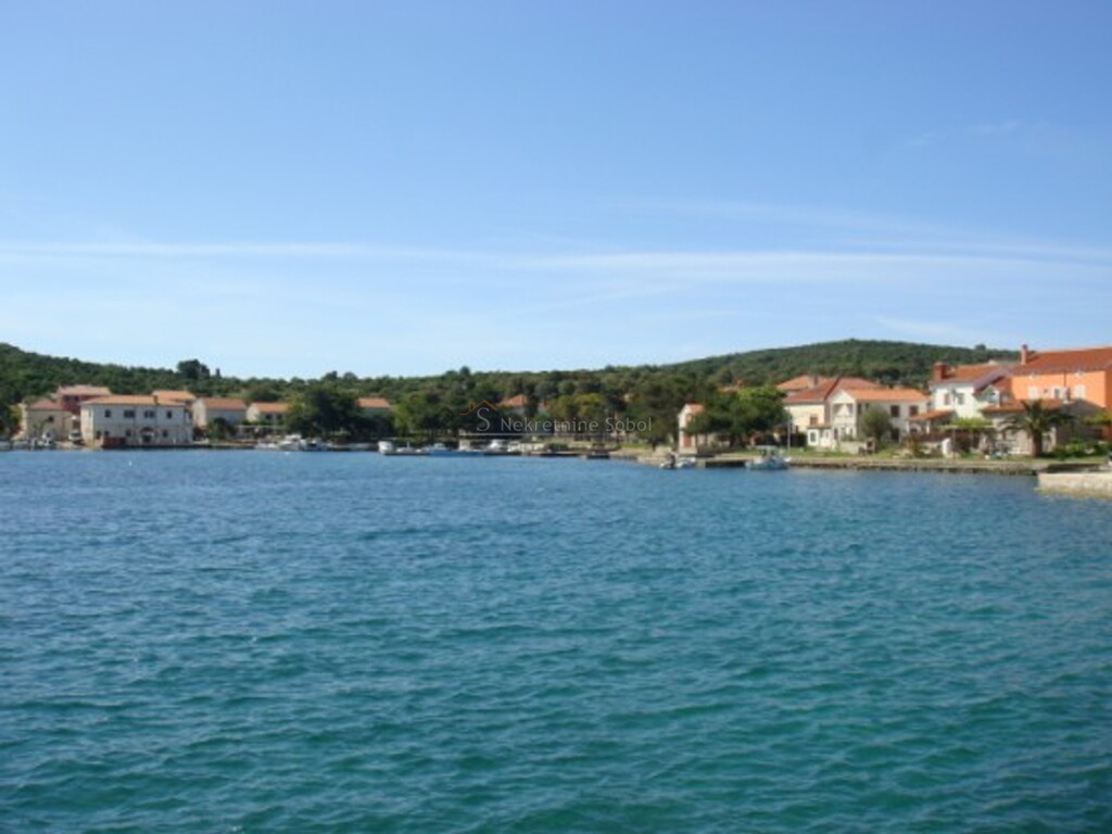 Image 19
