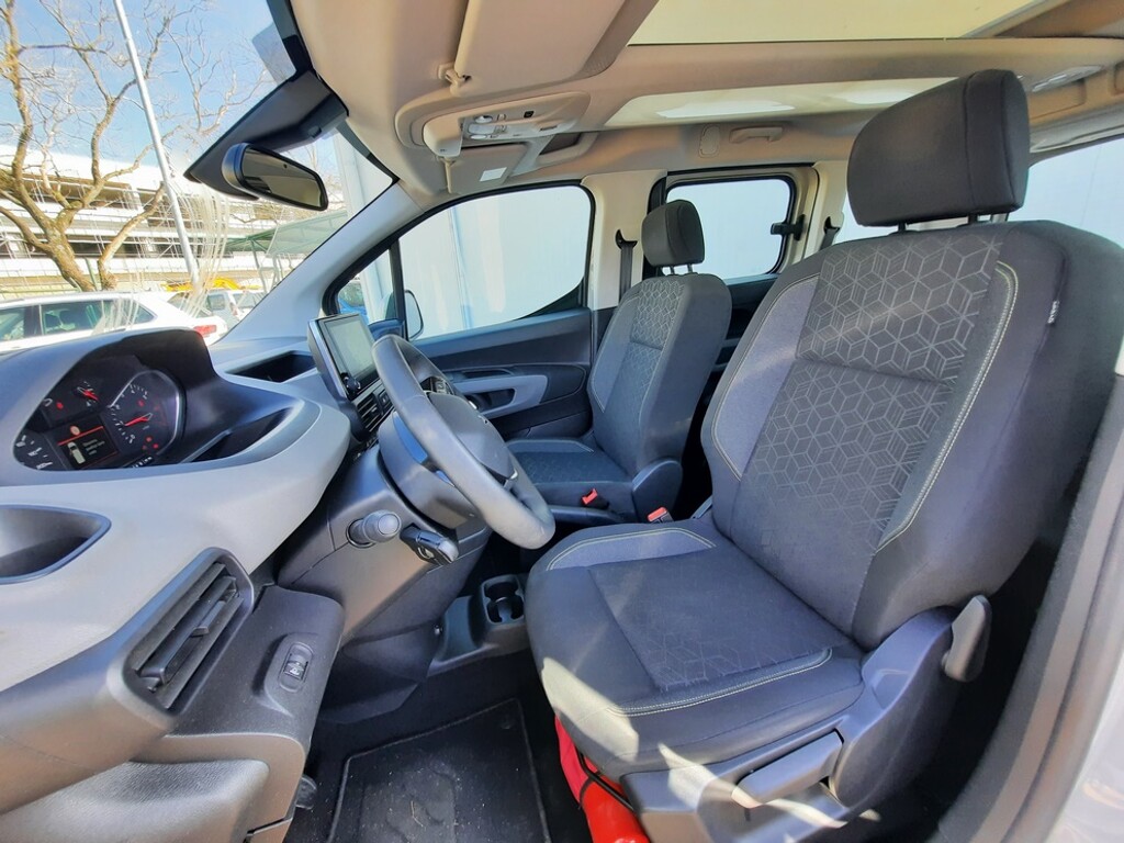 Image 4