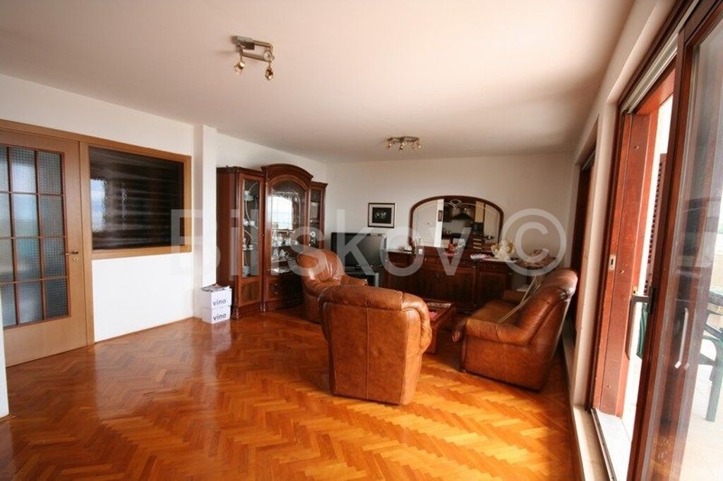 Image 3499605 - 4