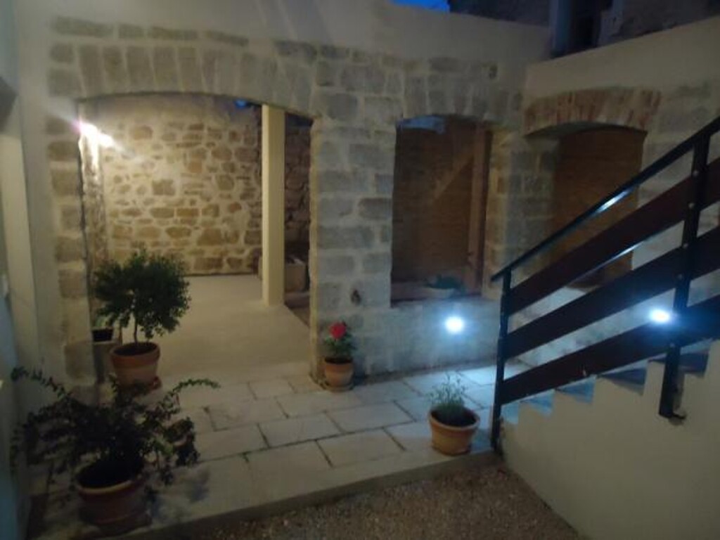 Image 3838598 - 7