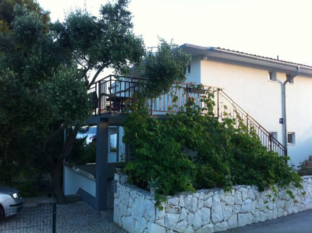 Image 3811977 - 22