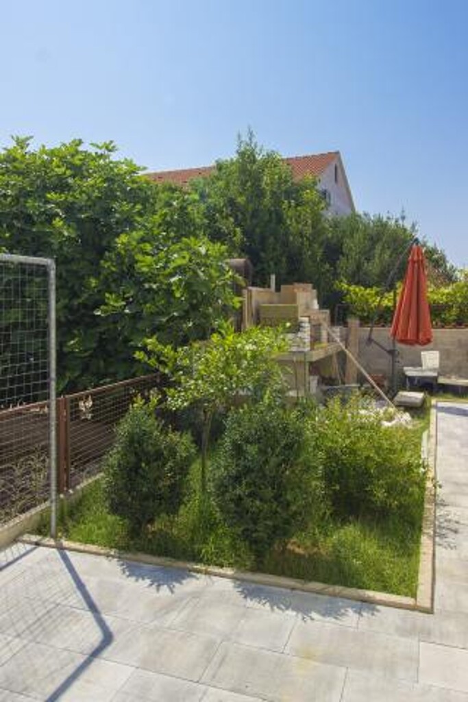 Image 3832266 - 6