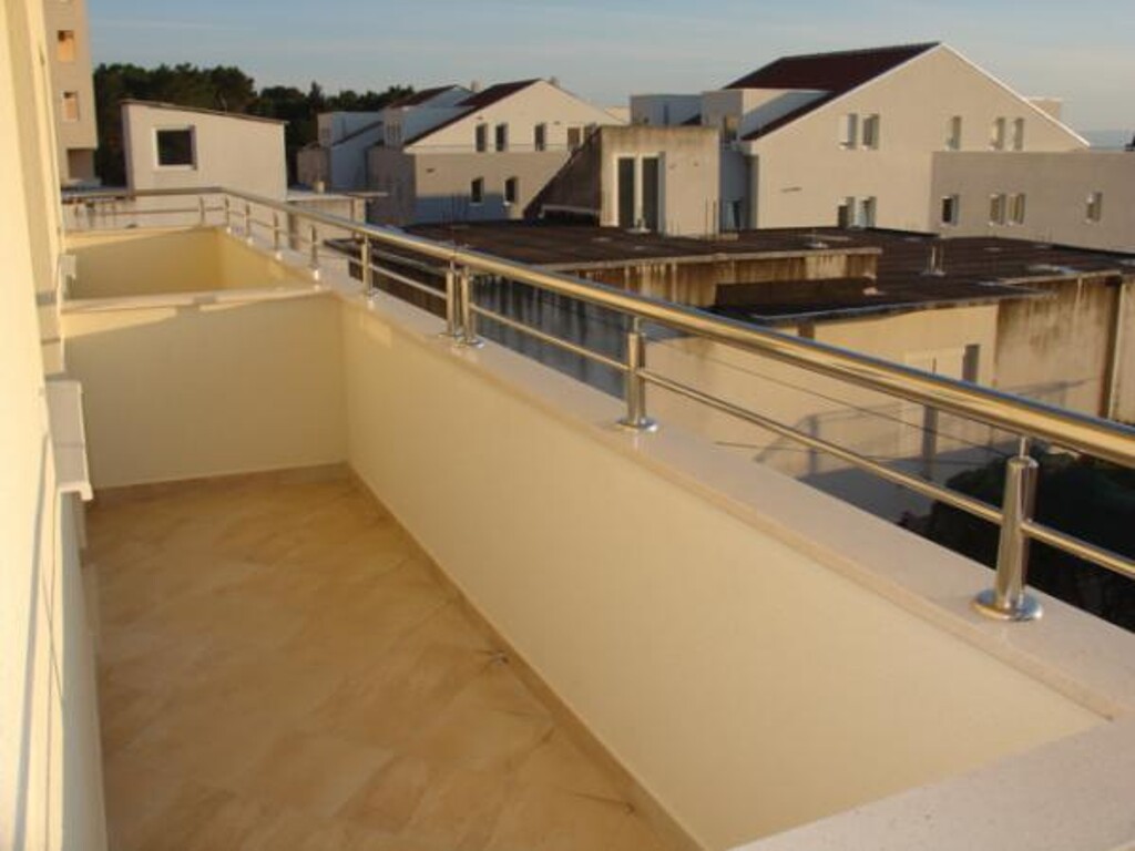Image 3811640 - 6