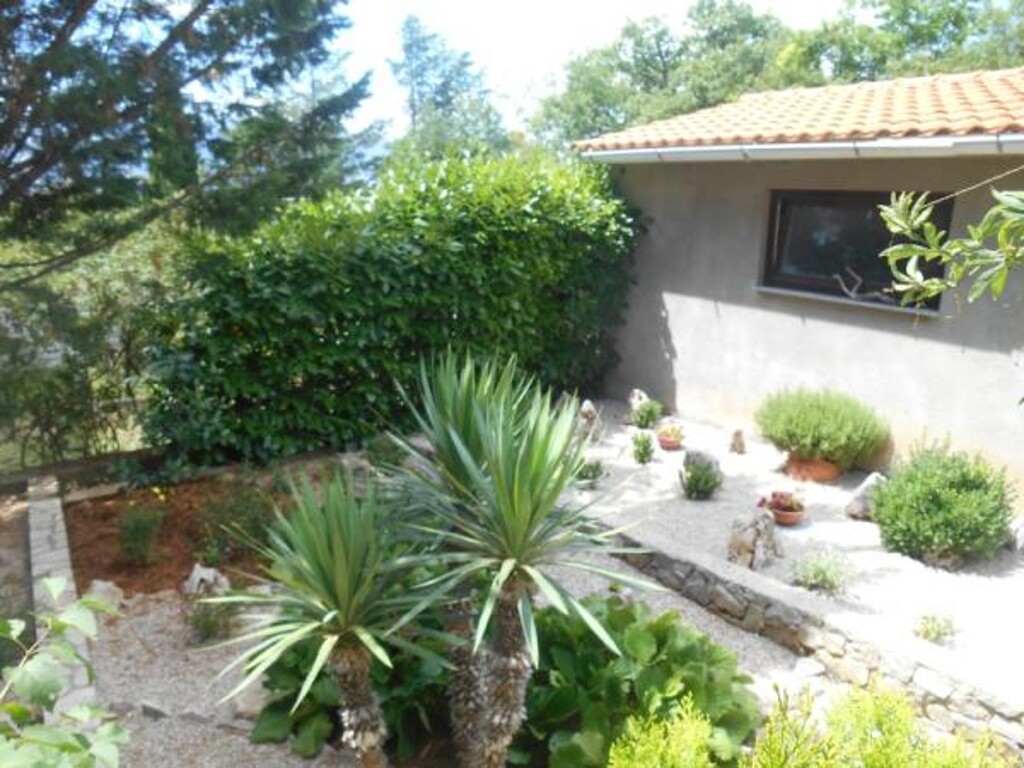 Image 3812451 - 5