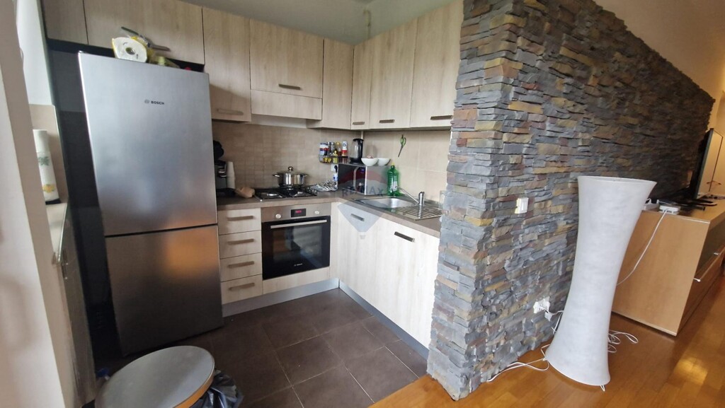 Image 5468980 - 6
