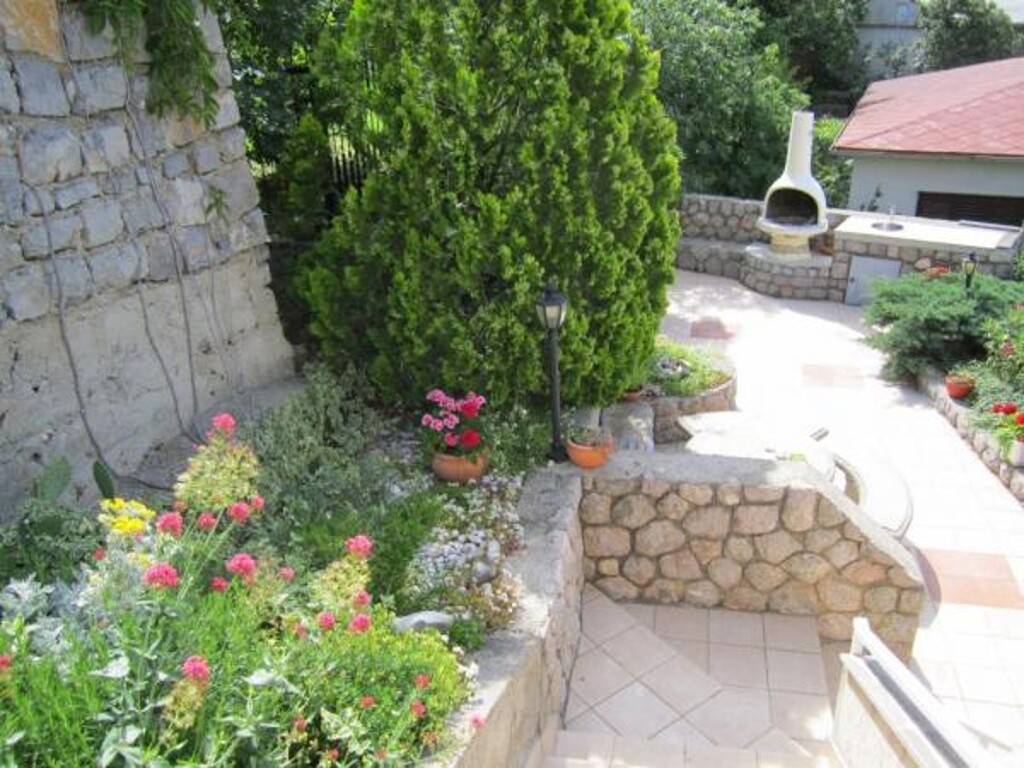 Image 3812070 - 6