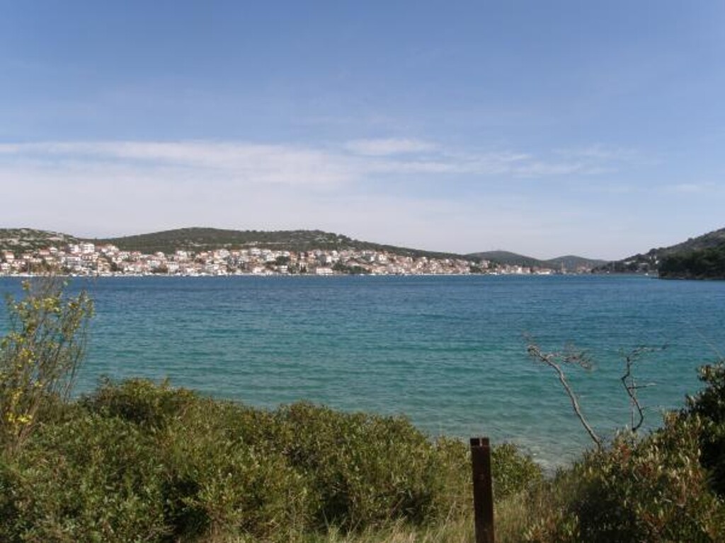 Image 3815192 - 6