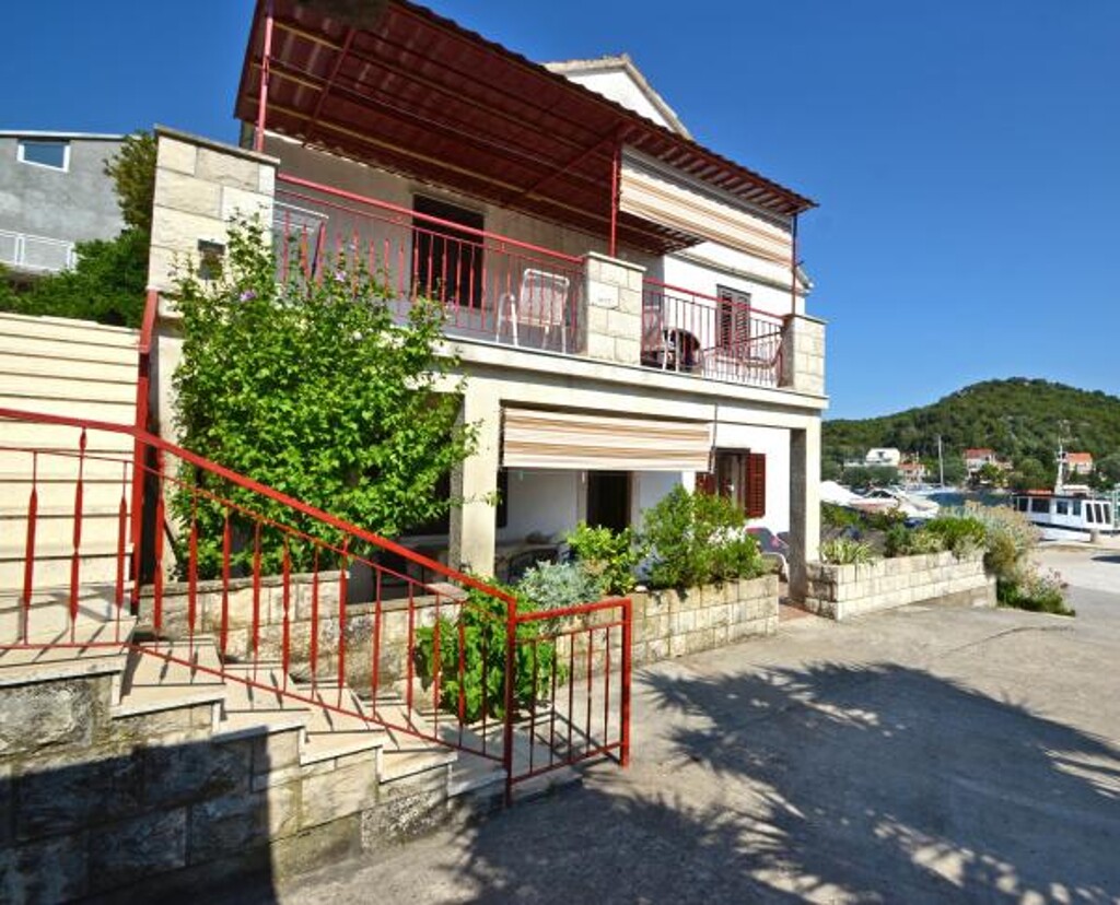 Image 3812574 - 4