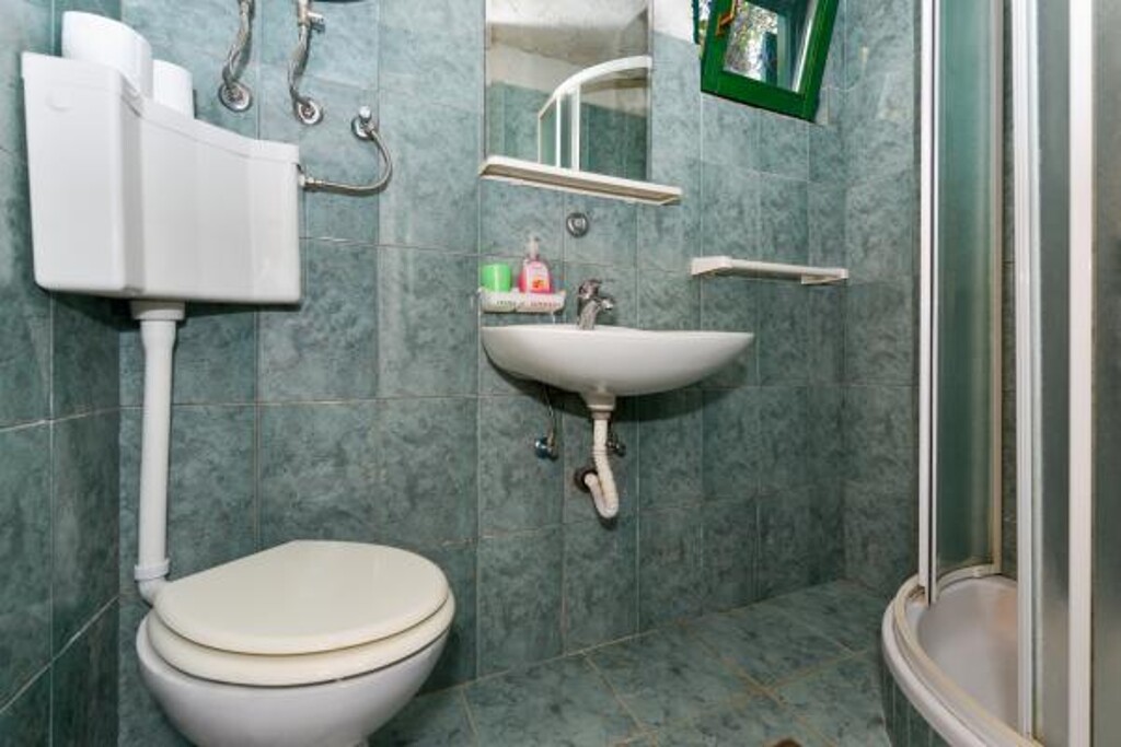 Image 3823636 - 13