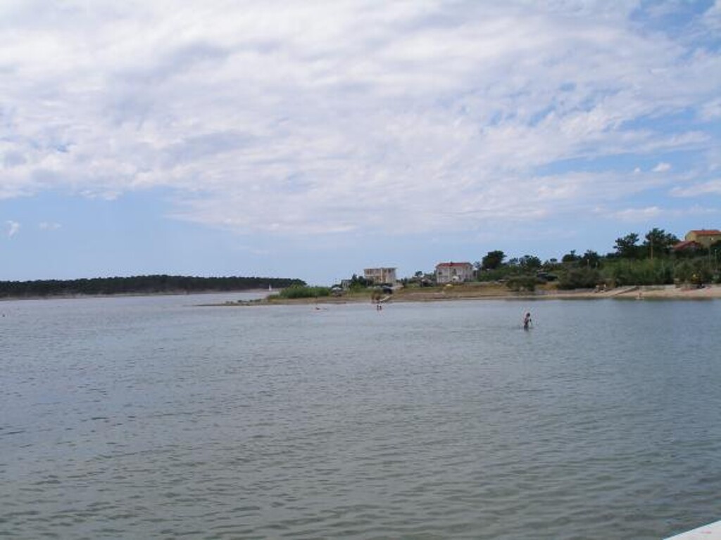 Image 3832212 - 1