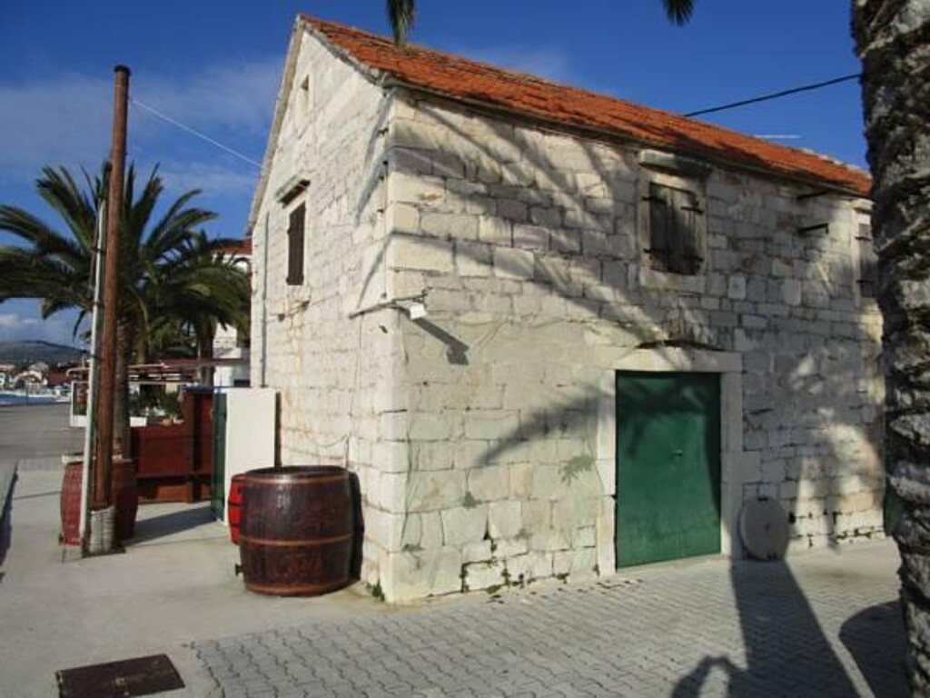Image 3812742 - 20
