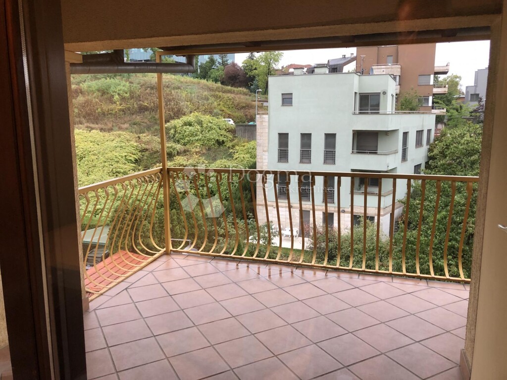 Image 10
