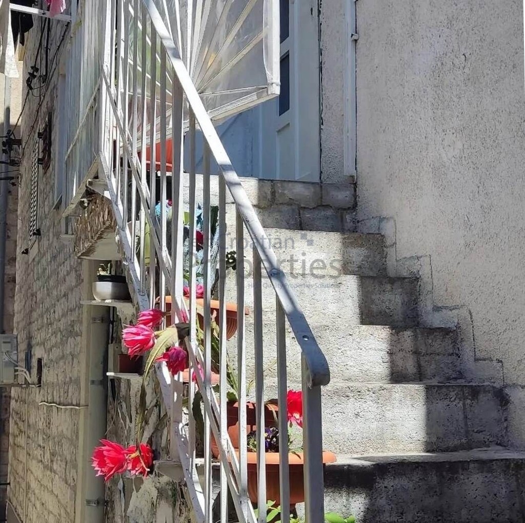 Image 16