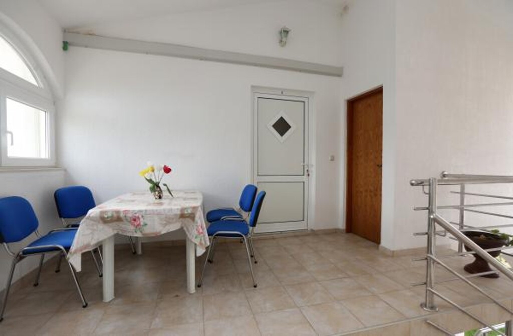 Image 3814560 - 8