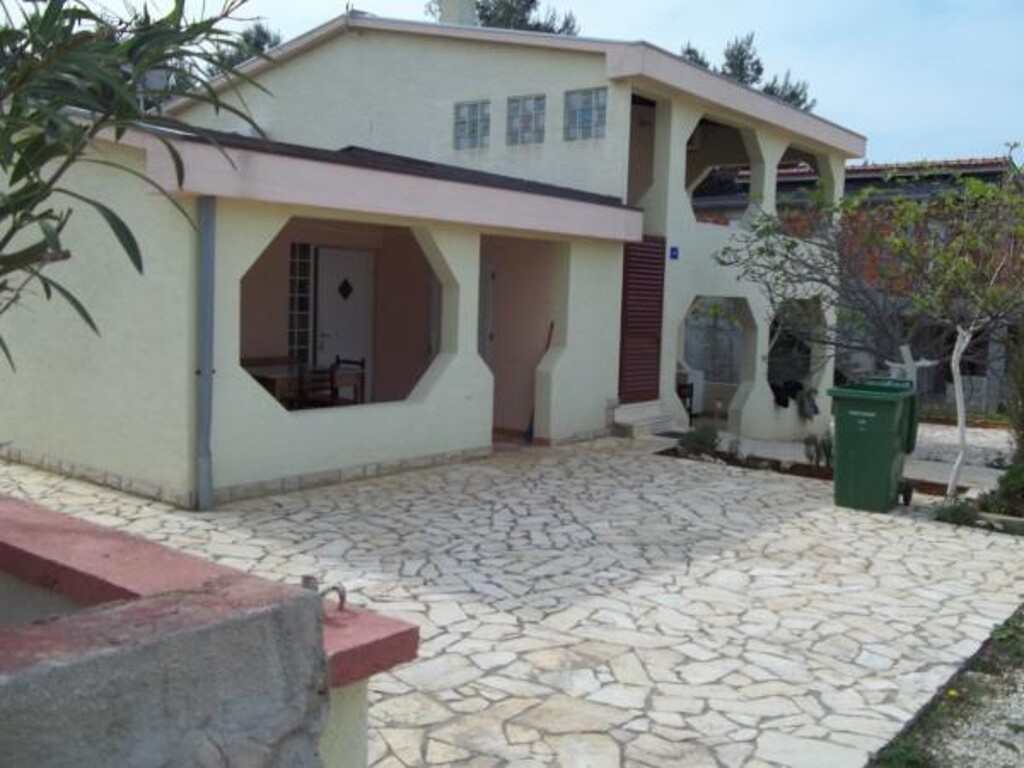 Image 3812359 - 1