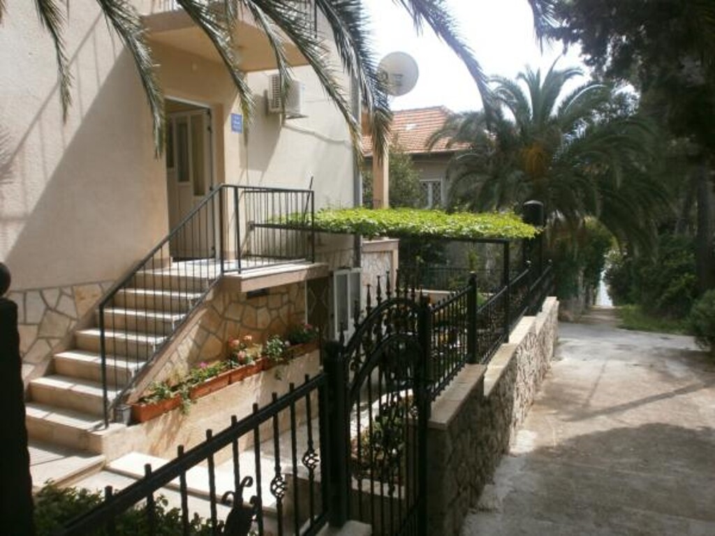 Image 3832213 - 1