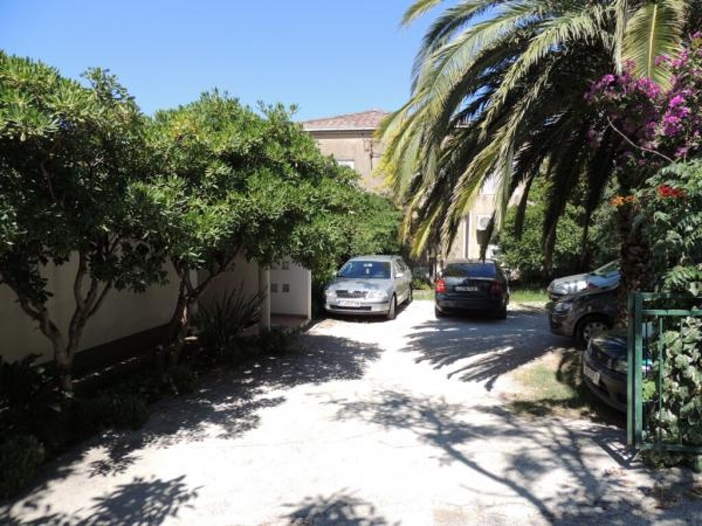 Image 3811815 - 4