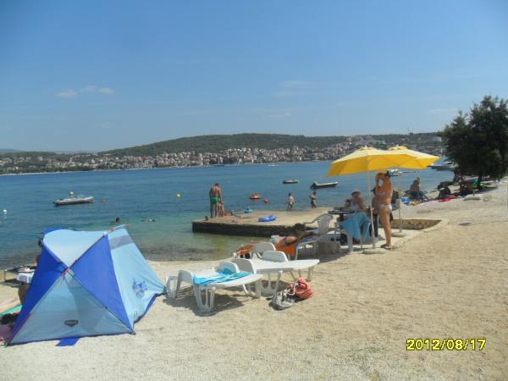 Image 3813235 - 4