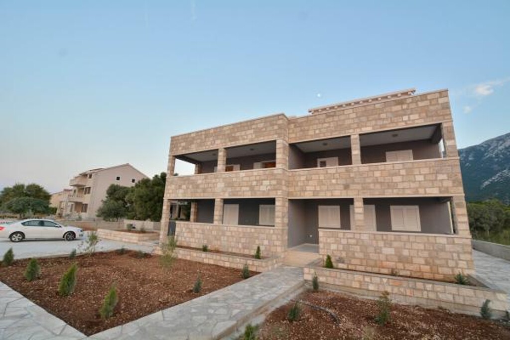 Image 3812764 - 5
