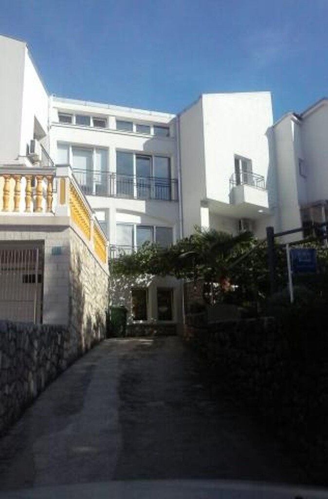 Image 3838524 - 4