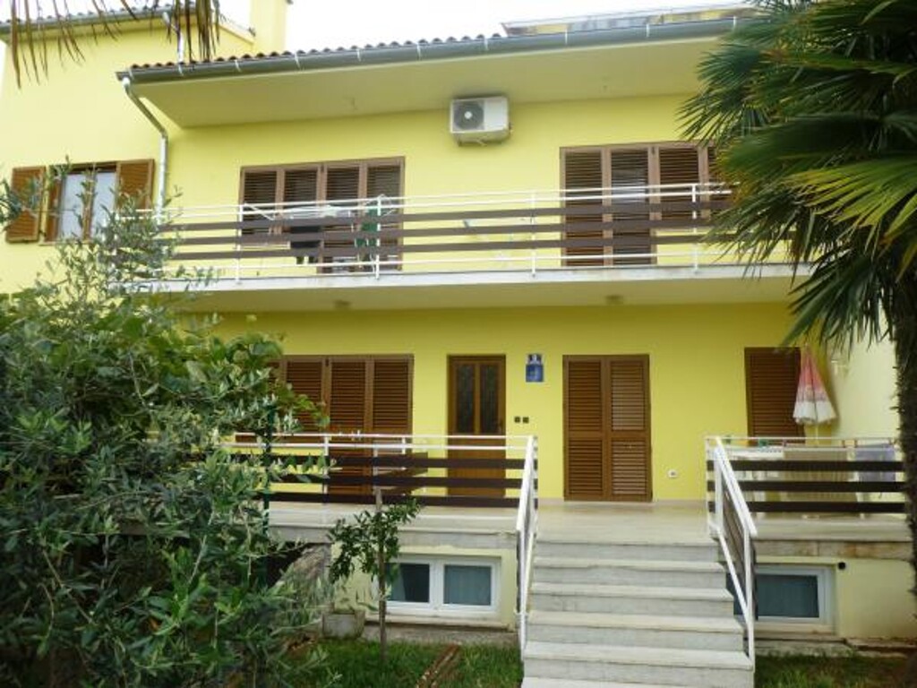 Image 3813016 - 1